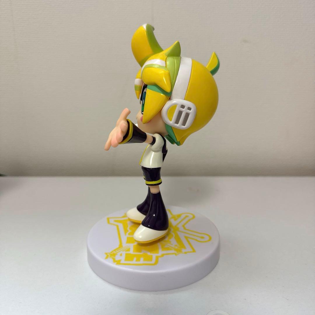 ボーカロイド　TOONIZEフィギュア　4体セット