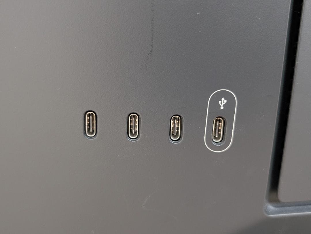 LG UltraFine 4K Monitor ‎22MD4KA 21.5インチ