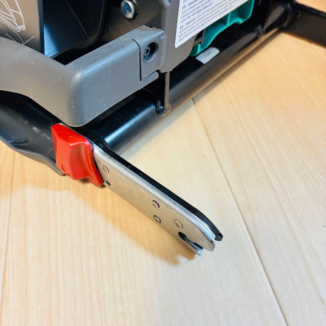 フォルクスワーゲン VW 純正チャイルドシートISOFIX