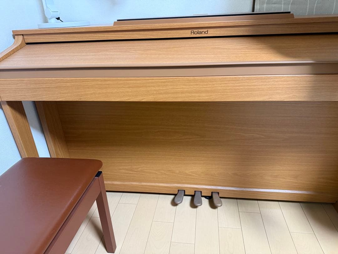 Roland HP504 電子ピアノ