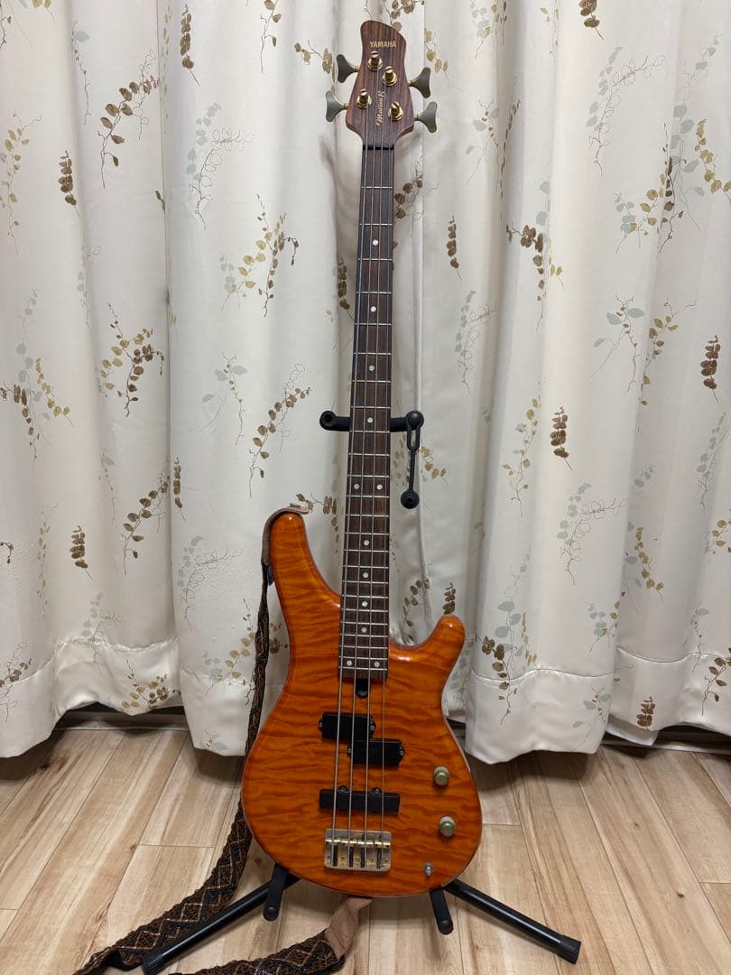 YAMAHA Motion B 4弦エレキベース