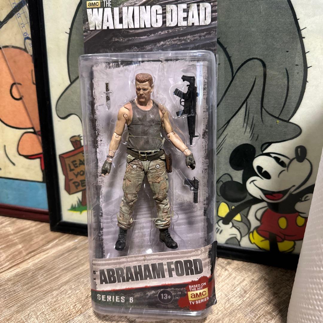 ウォーキングデッド　リック　フィギュア　5体　ゾンビ