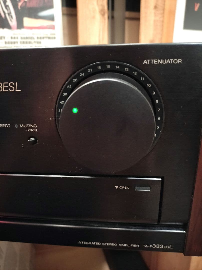 希少 SONY プリメインアンプ　TA-F333 ESL 通電、音出しOK