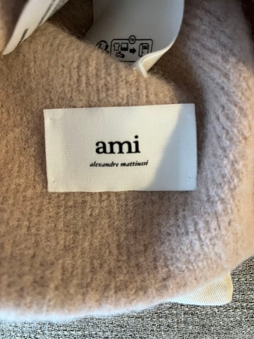 ami paris ニット帽 ピンク 袋付き