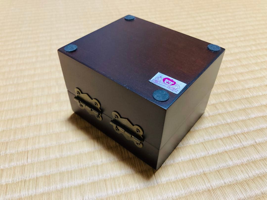 【中古】ワンピース　火拳のエース 炎の記憶 限定版公式メモリアルウォッチ