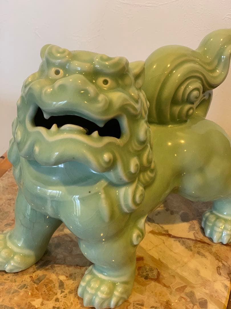 青磁　唐獅子　艶々　獅子　魔除け　厄除け