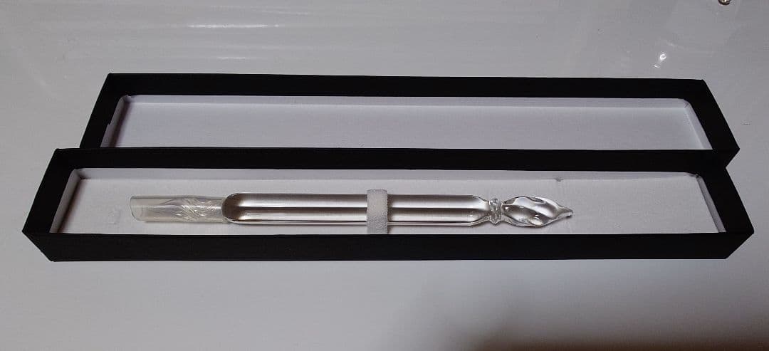 ガラスペン　中字〜細中字　箱付き