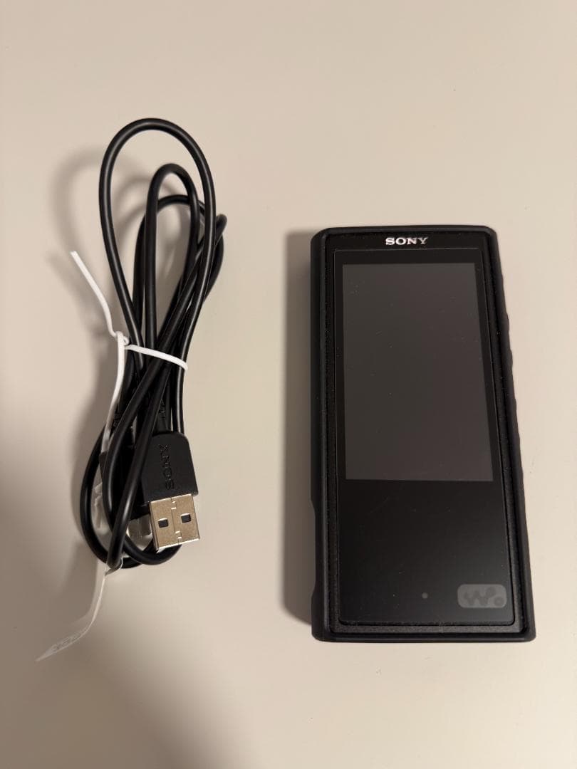 【超美品】SONY NW-ZX300 ブラック 未使用のDignisケース付