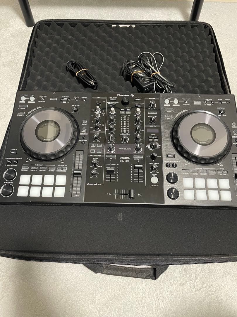 Pioneer DDJ-800 DJコントローラー