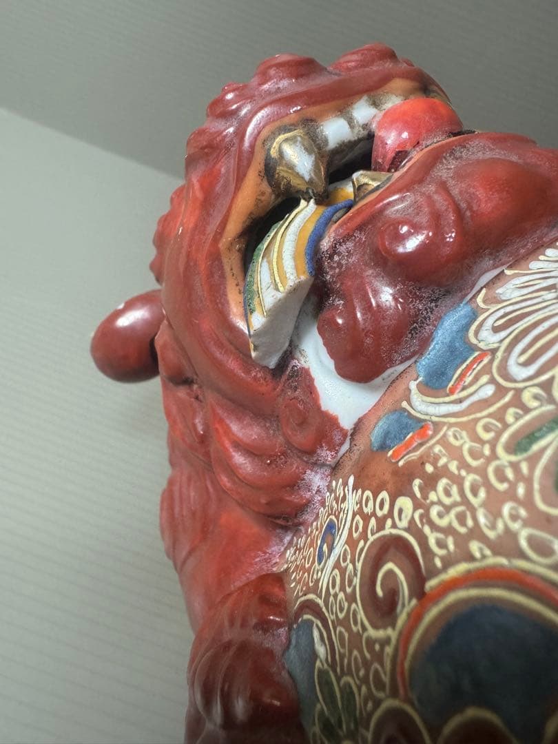 2068  九谷焼 シーサー縁起物 魔除け 玉乗り 獅子 置物　骨董品