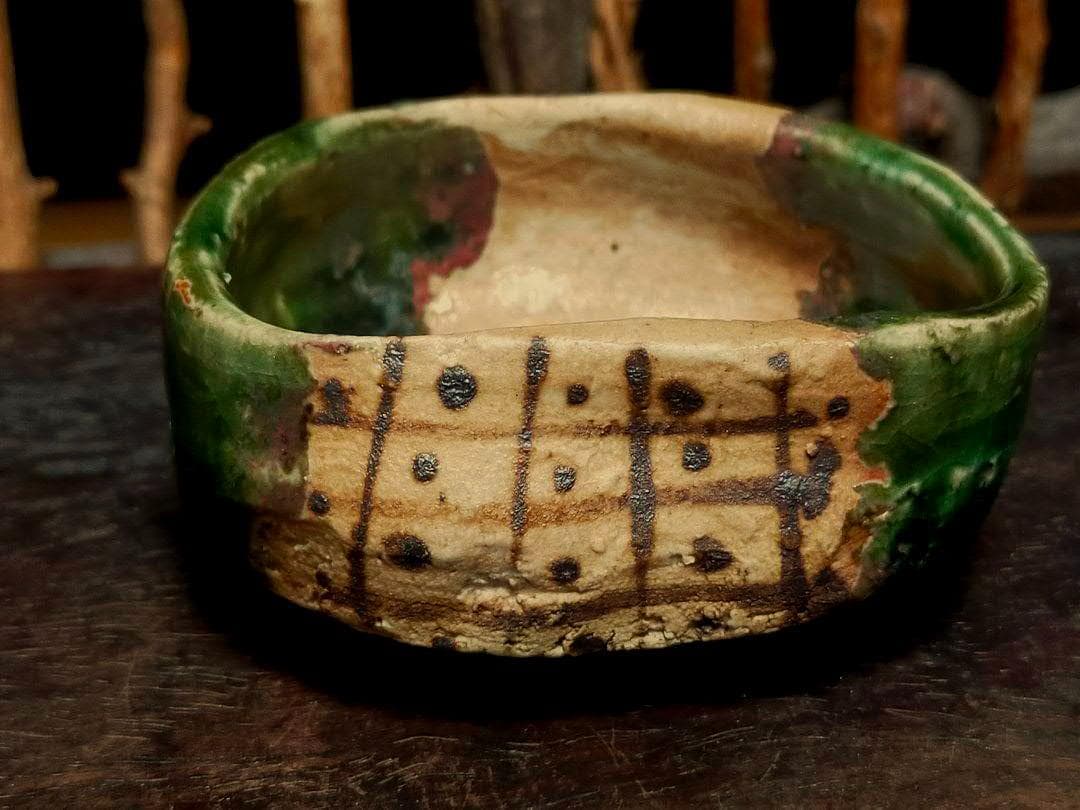 ♥美濃焼　織部　ぐい呑み　桐箱付き　ぐい飲み　骨董品