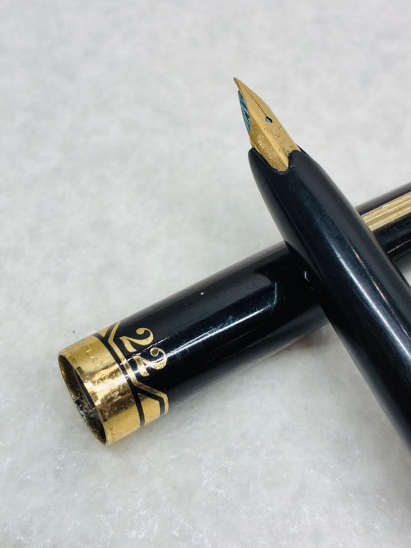 希少 PLATINUM プラチナ 万年筆 22金 22K 黒 細字 ビンテージ