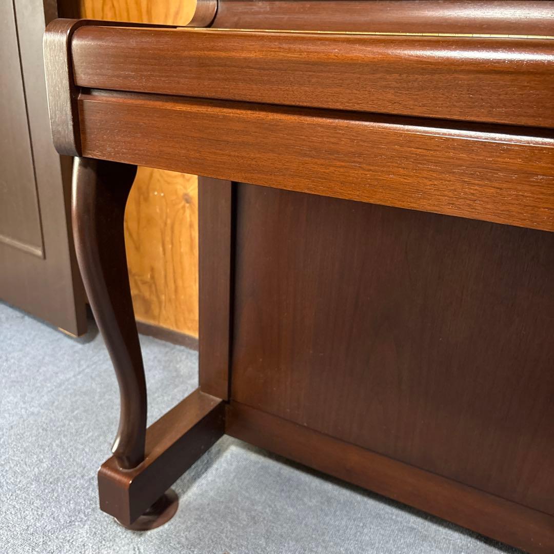 ヤマハ アップライトピアノ 木目 ブラウン 付属品付き