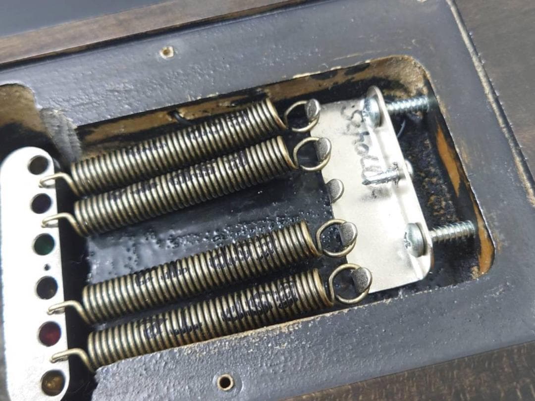 DEAN CUSTOM 350 FloydRose Trans Black 現状