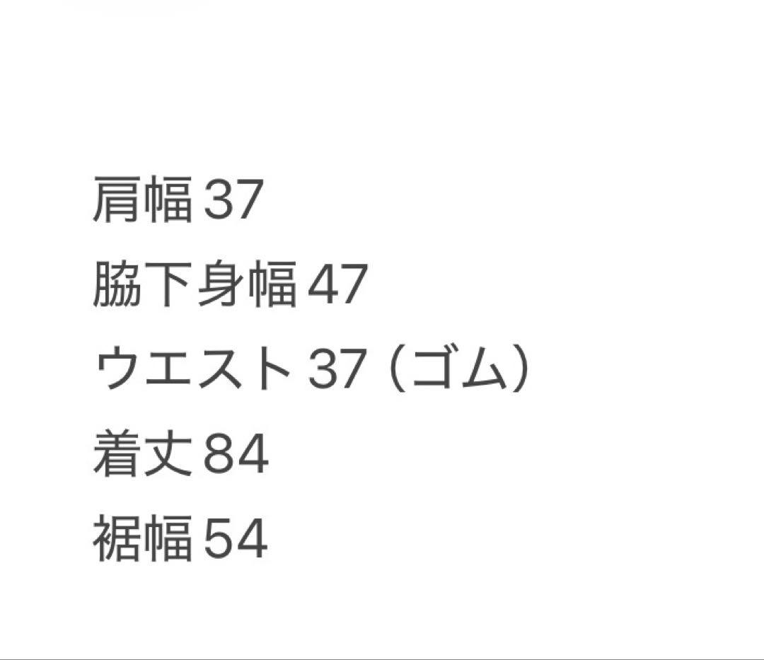 中綿　ベスト　ワンピース　ホワイト　秋冬　スカート　ゴルフウェア　フード付き