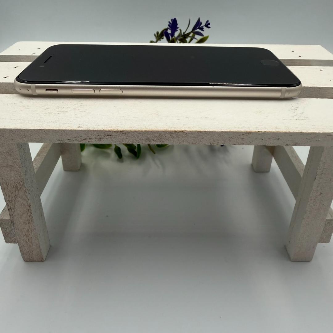 iPhone SE第3世代 64GB スターライト 319