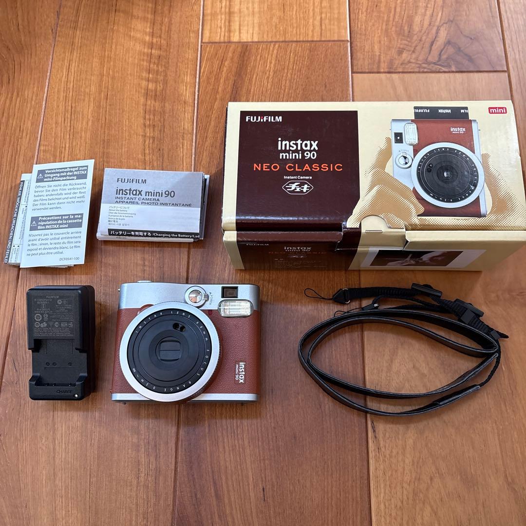 チェキ FUJIFILM instax mini 90 ネオクラシック ブラウン