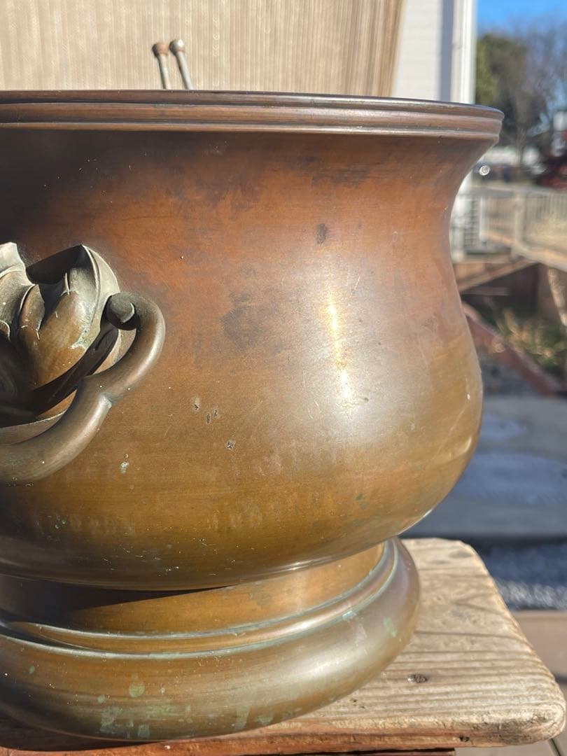 銅火鉢、火箸、天然素材 手編みバスケット