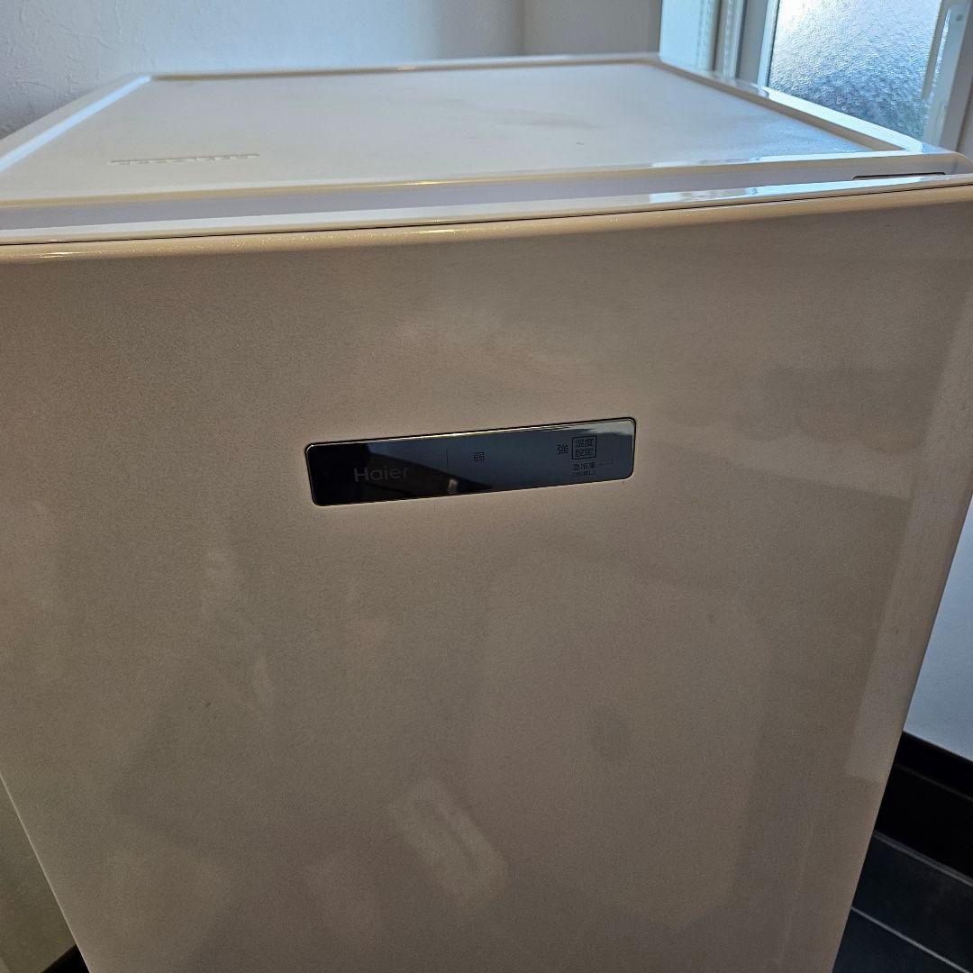 aiHaierハイアール 　冷凍庫 ホワイト JF-NUF138B）