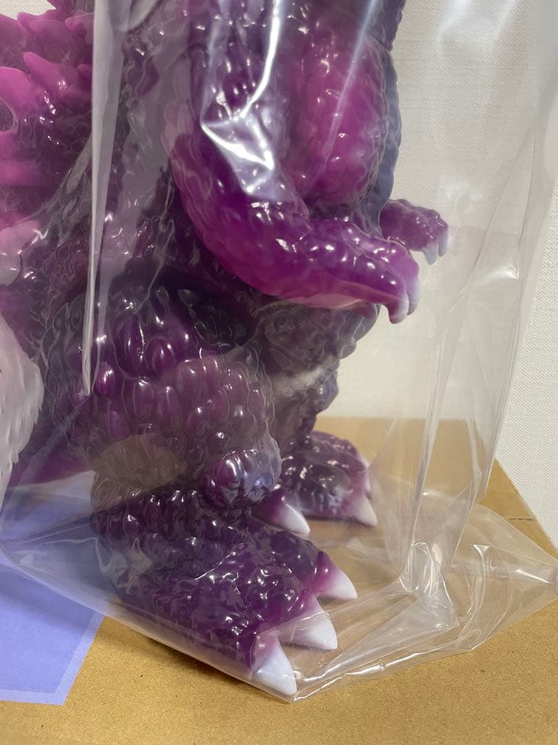 新品未開封　安楽安作GVW ゴジラ (『ゴジラ2000 ミレニアム』版) 4期