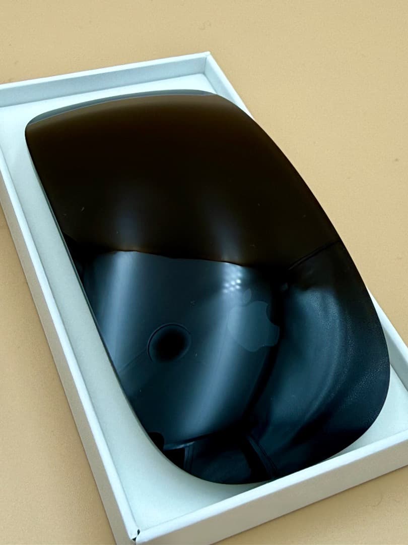 【美品】Apple Magic Mouse (USB-C) ブラック A3204