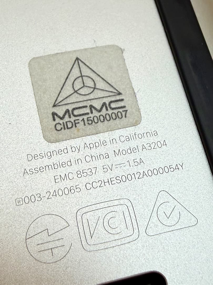 【美品】Apple Magic Mouse (USB-C) ブラック A3204