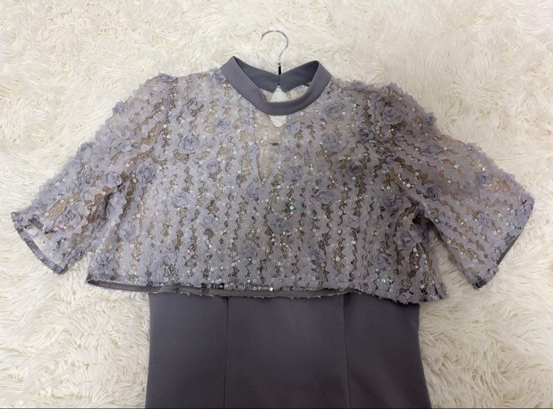 Leja グレー フリル付きパーティードレス　Ｓサイズ