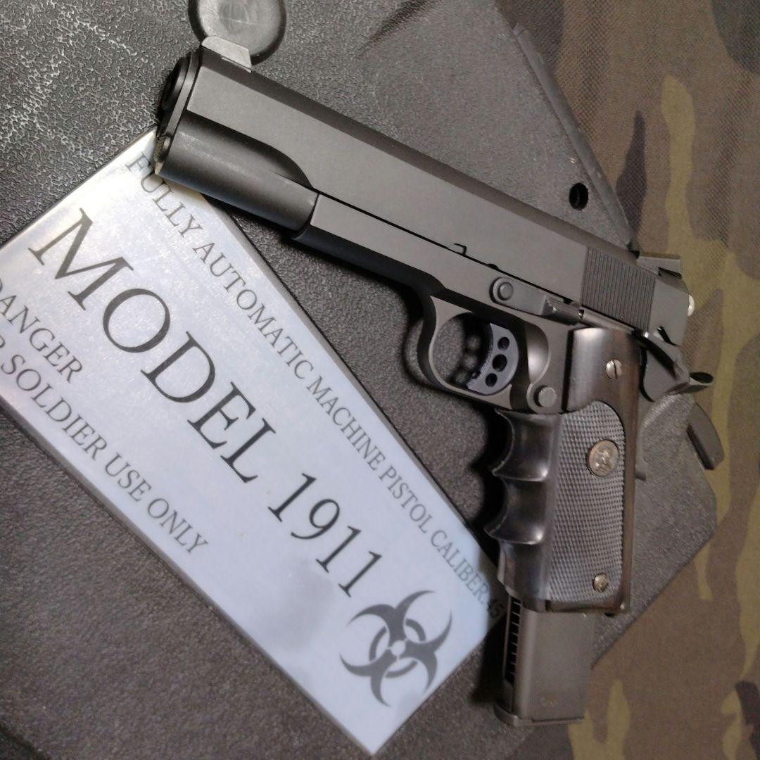 東京マルイ MEU ピストル カスタム バイオハザード　ヴィレッジ風