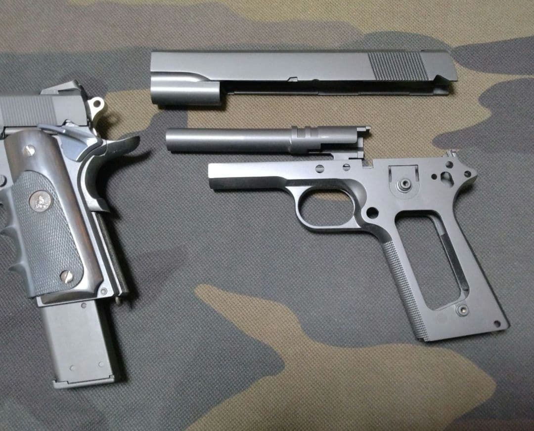 東京マルイ MEU ピストル カスタム バイオハザード　ヴィレッジ風