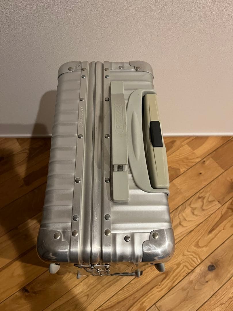 リモワ　キャリーケース