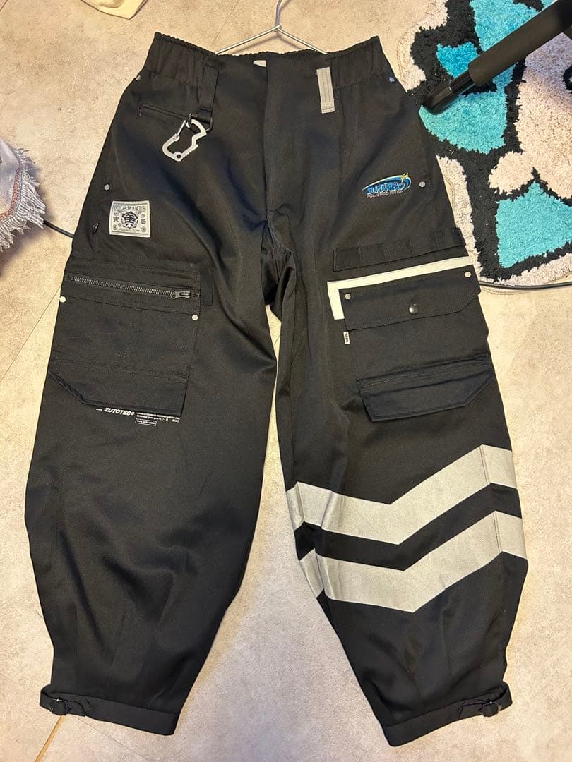 ZUTOMAYO × 寅壱 CARGO NIKKA