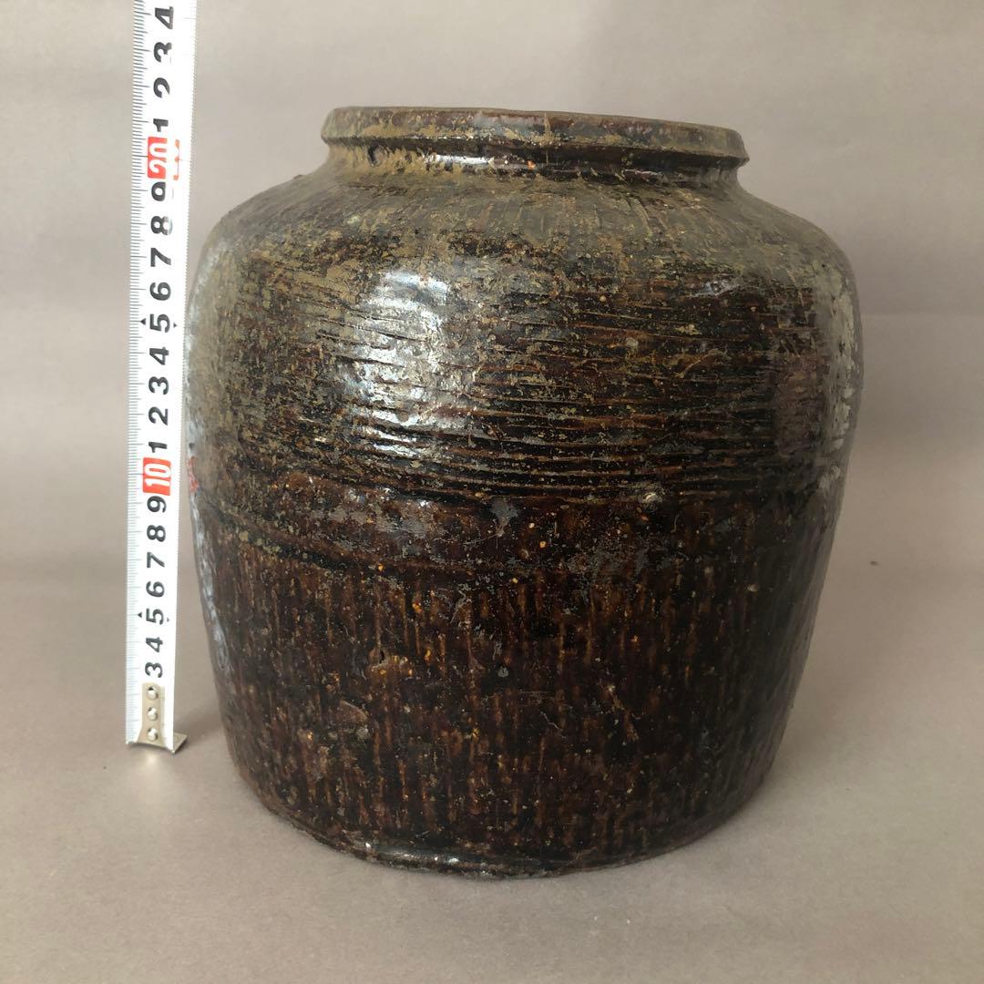 古い壺　小信楽？　古丹波？