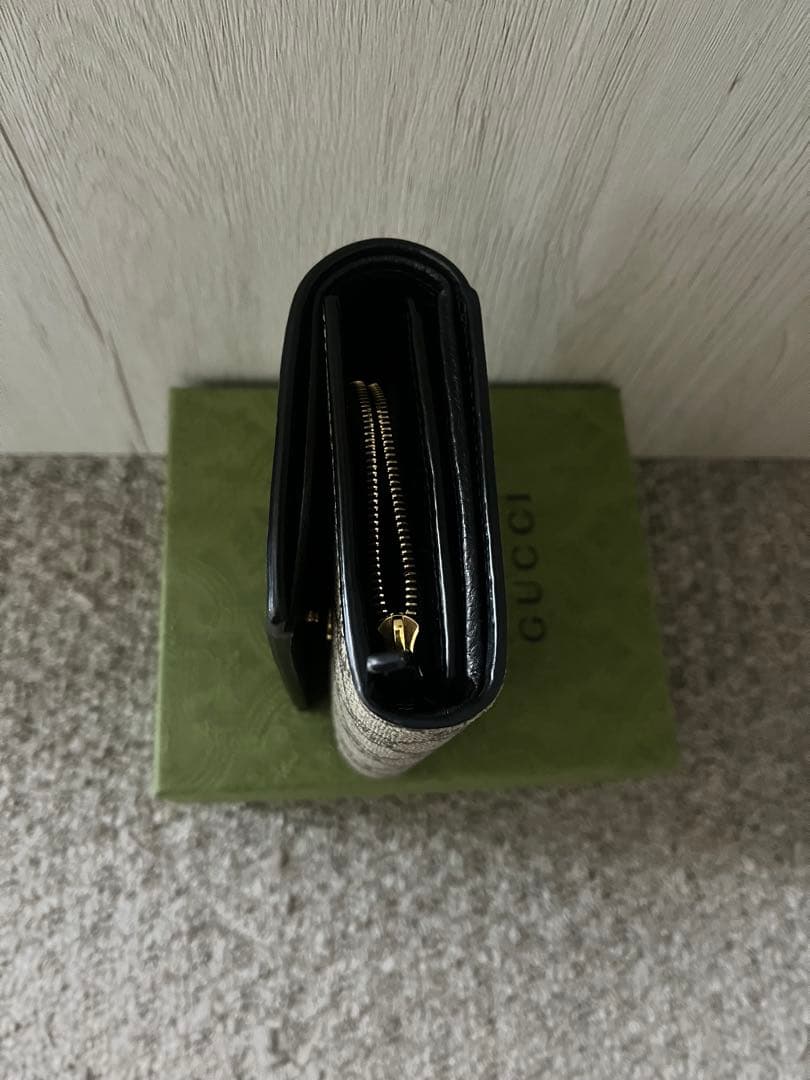短期出品！GUCCI グッチ マーモント GG柄 二つ折り 財布