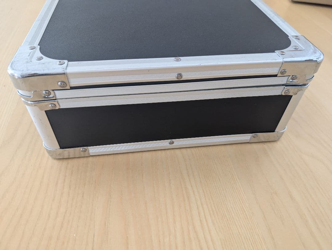 【どんくん】BOSS ME-50 ギターエフェクター（ケースおまけ）