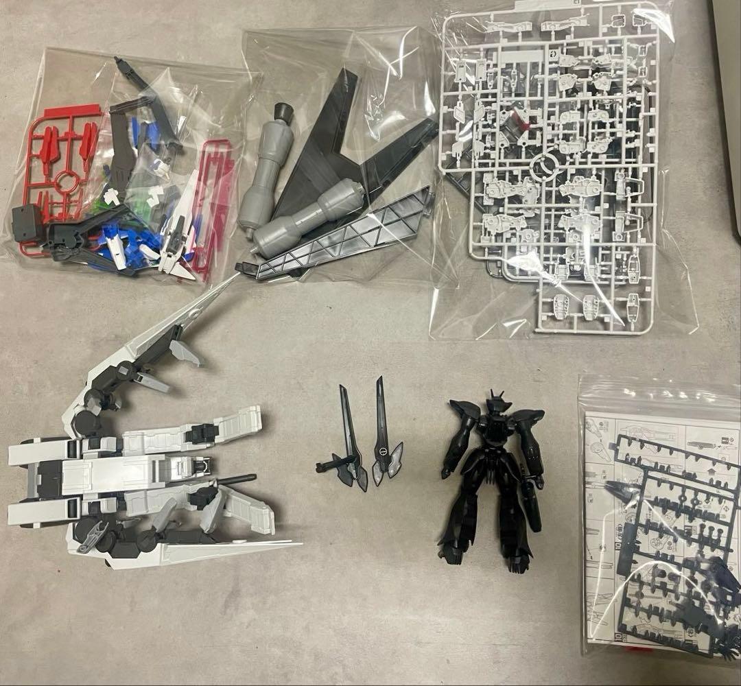 欠品破損多数 1/144ガンプラ＋他　ジャンク品&パーツまとめ売り