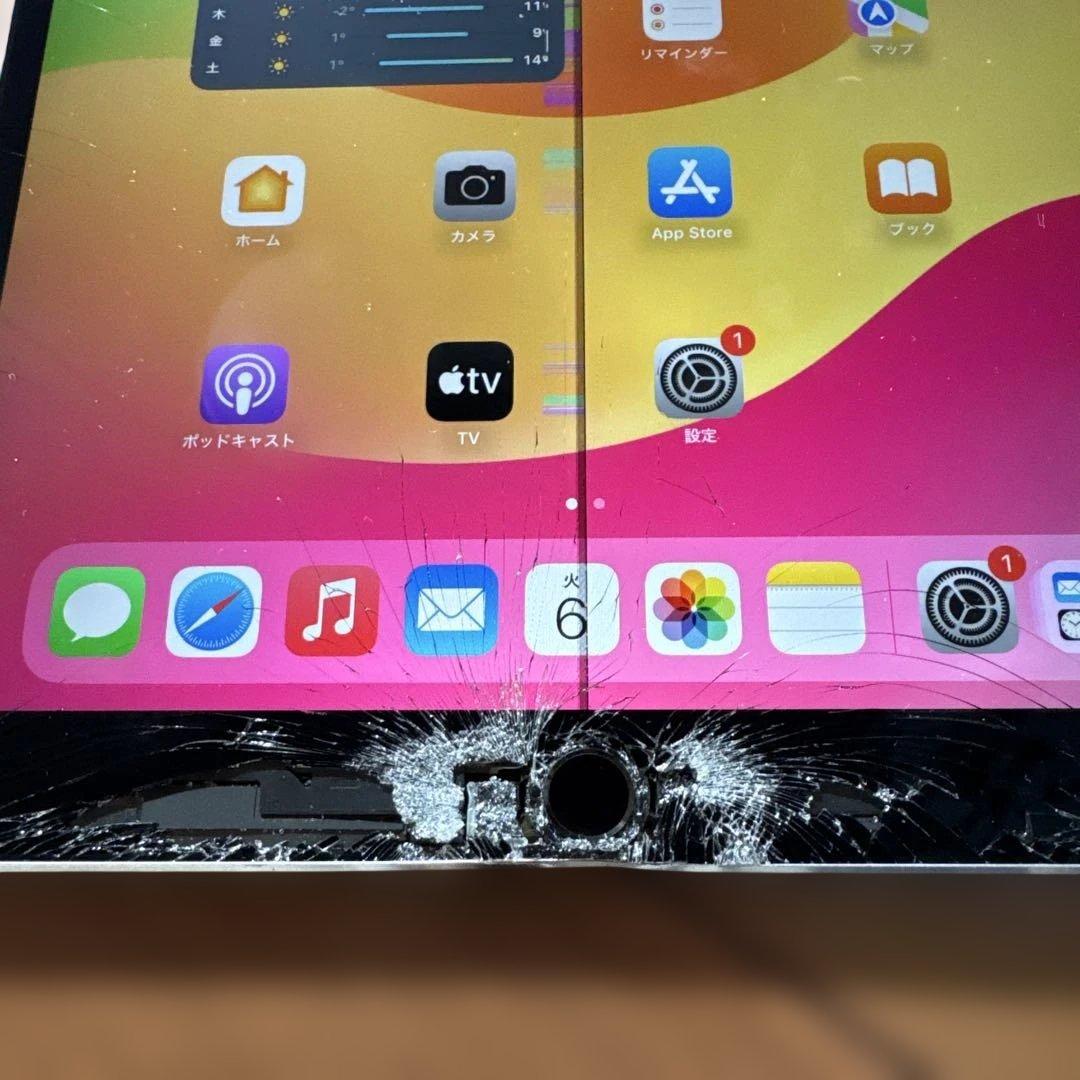 【ジャンク品】Apple iPadPro10.5インチ 64GB 画面割れ 修理