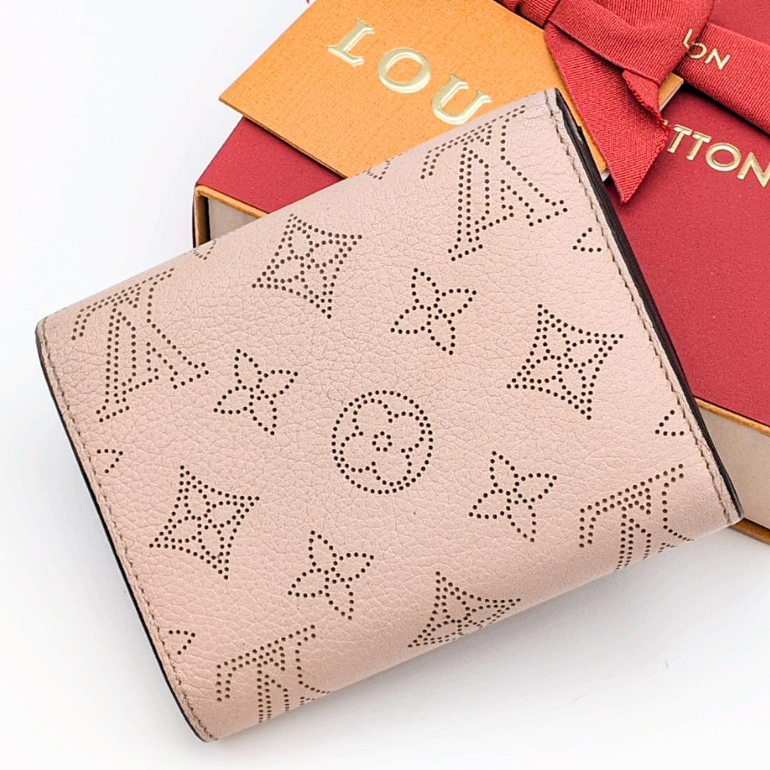 【美品】ルイヴィトン マヒナ コンパクト 二つ折り財布 ピンク ※鑑定済み