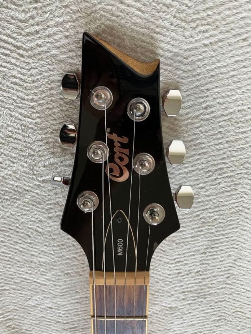 Cort（コルト）M600 エレキギター