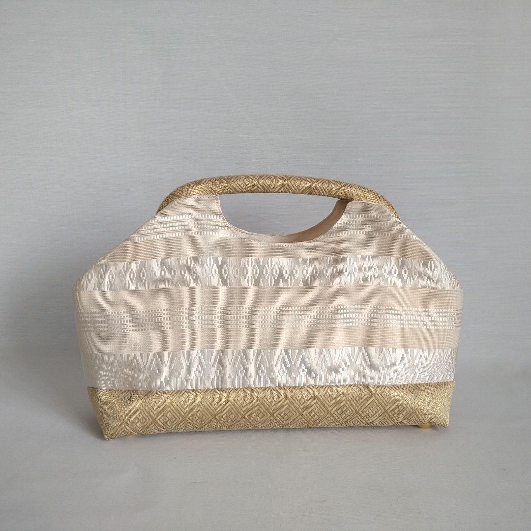 博多献上柄帯リメイク アイボリー✕ゴールド バネハンドルバッグ