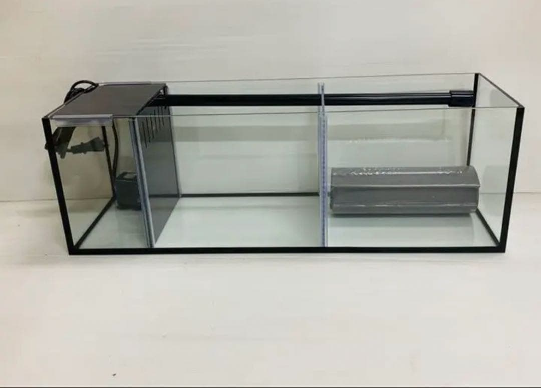 特注600×200×200　2室水槽　水中ポンプ付