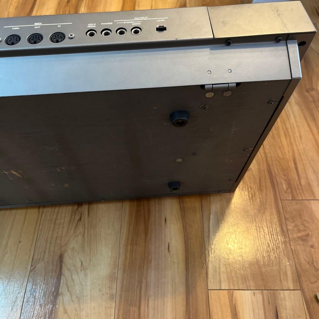 Roland JX-8P アナログシンセサイザー（ケース付き）