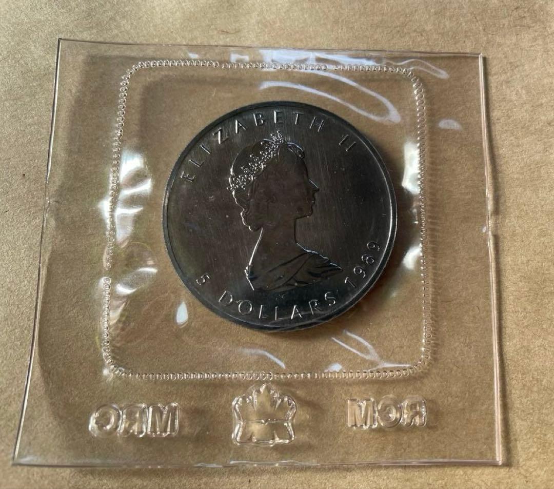 1989 カナダ　メイプルリーフ銀貨　1オンス　純銀