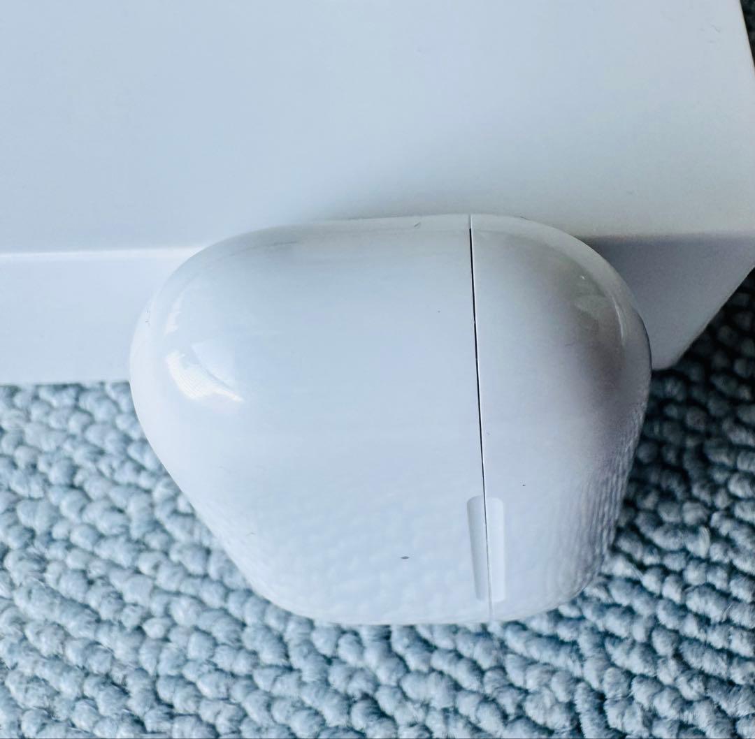 Apple AirPods pro 第2世代【Lightning】