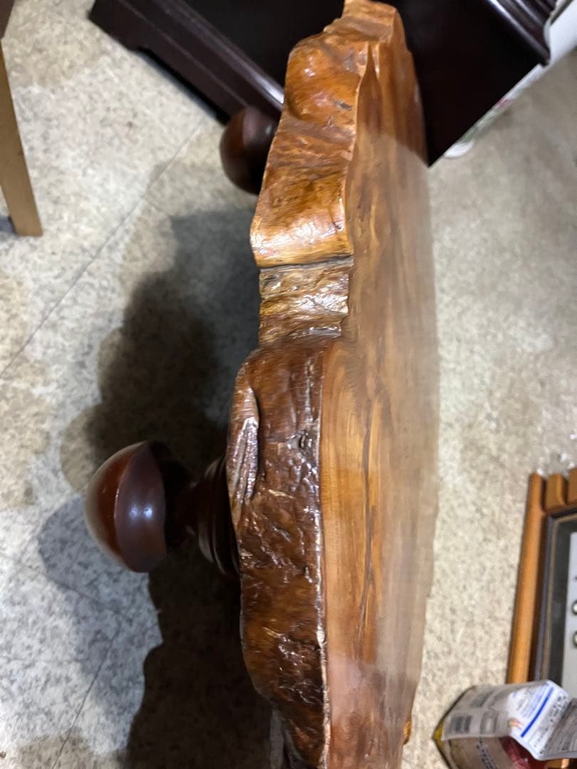 メル82601です 座卓、切り株座卓、一枚板座卓、 一枚板テーブル、切り株