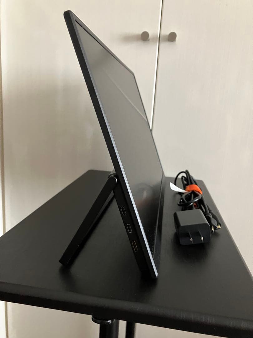 モバイルモニター 18.5インチ InnoView