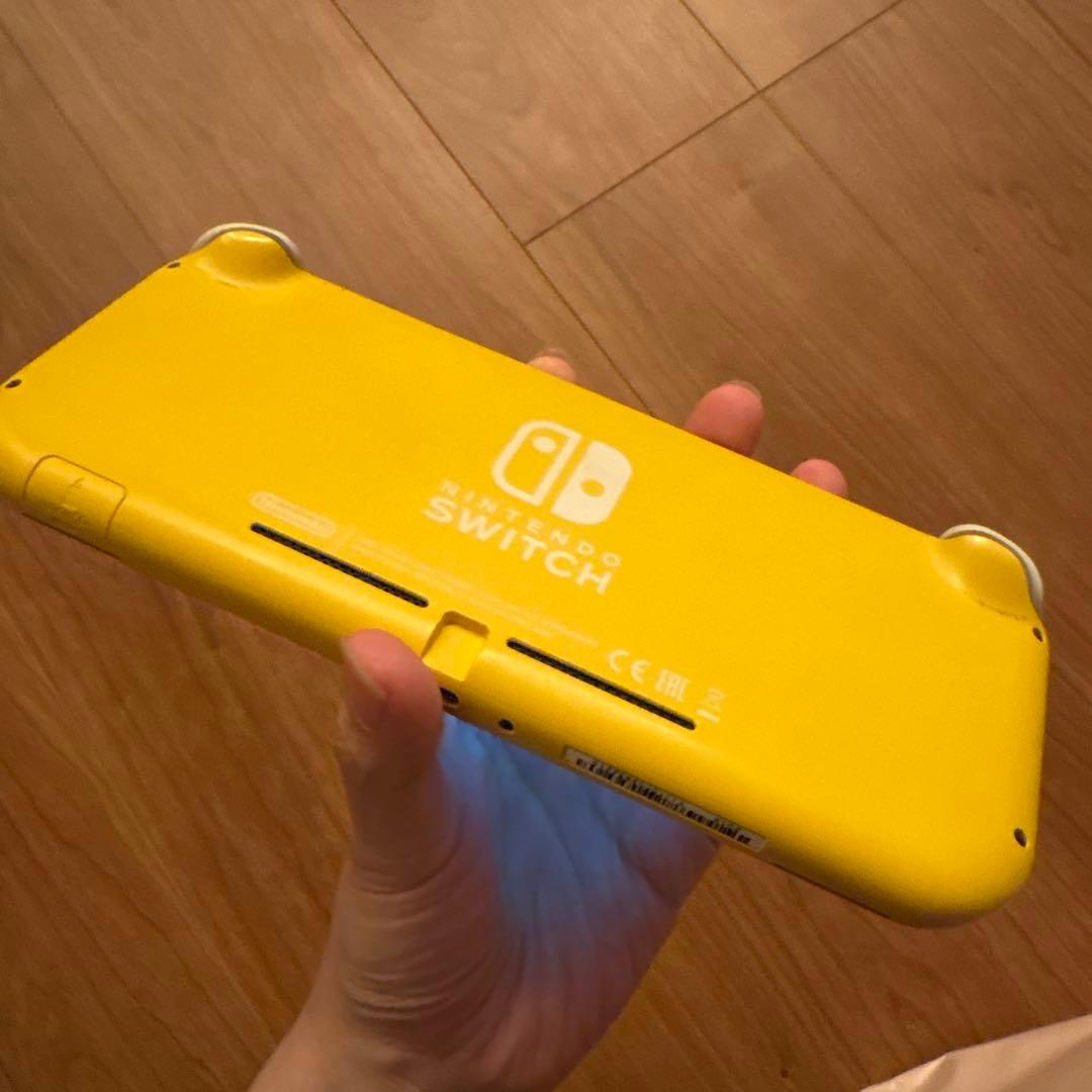 ニンテンドースイッチライト 本体