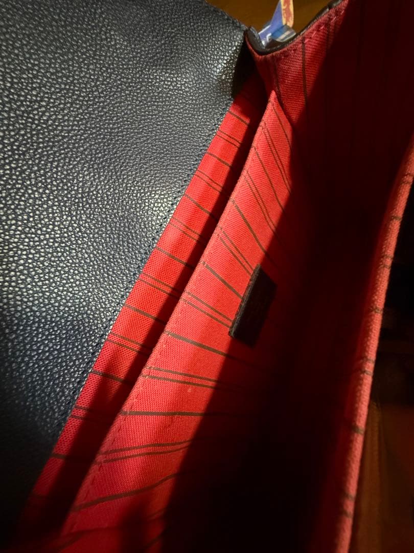 LOUIS VUITTON ショルダーバッグ　ルイヴィトン　メティス