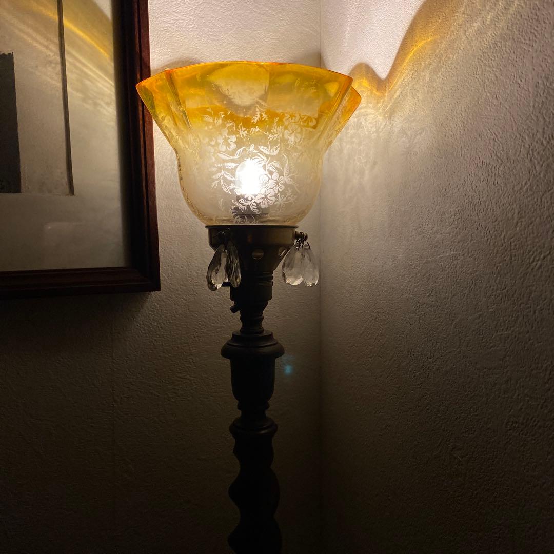 英国　アンティーク　エッチング　　ボタニカルな草花模様　ペンダント灯具