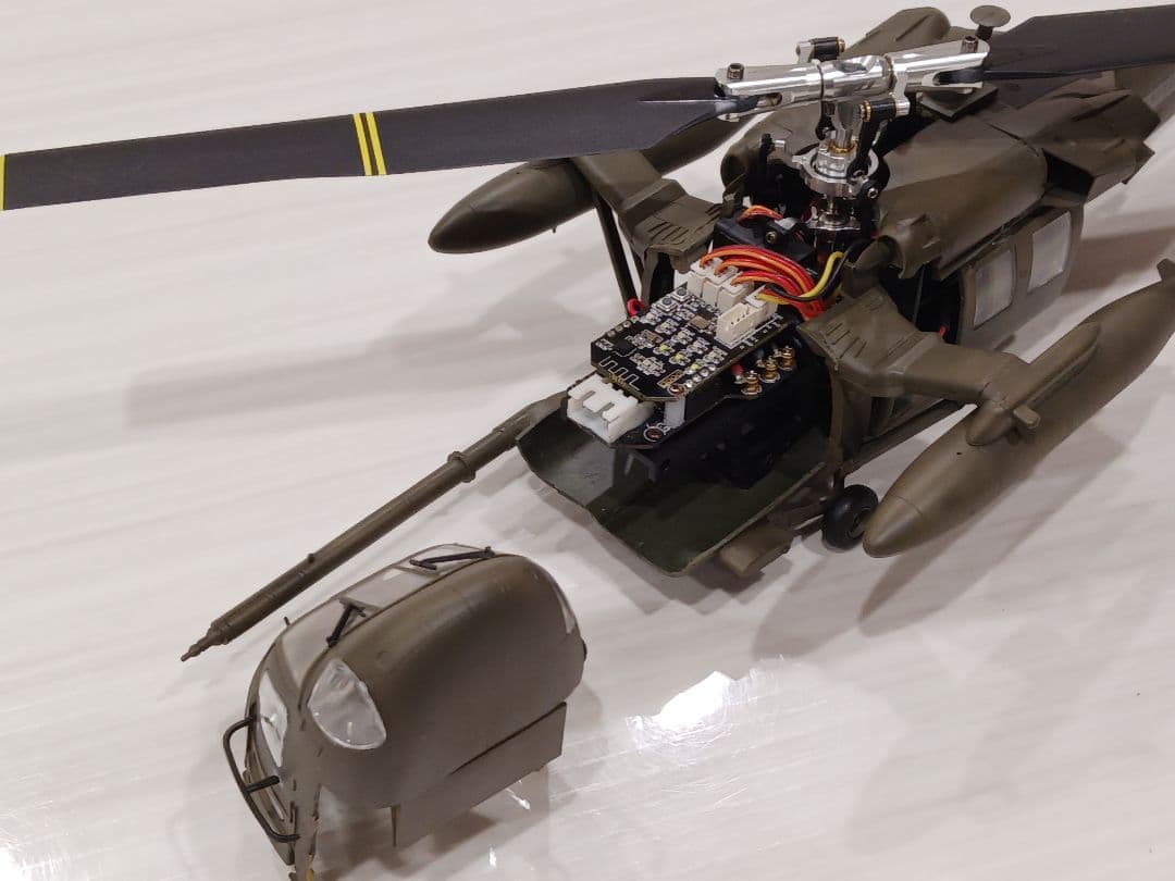 ☆ OMP　M1　UH60　ブラックホーク仕様　ラジコンスケールヘリ ☆