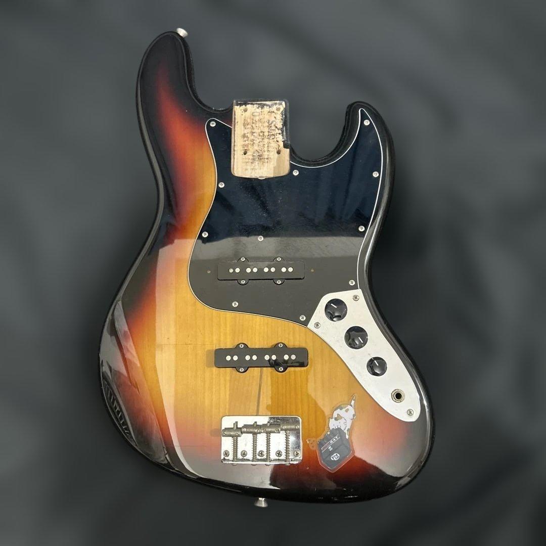 フェンダージャパン　ジャズベースボディ　ラッカー塗装　USA パーツ　Nシリアル